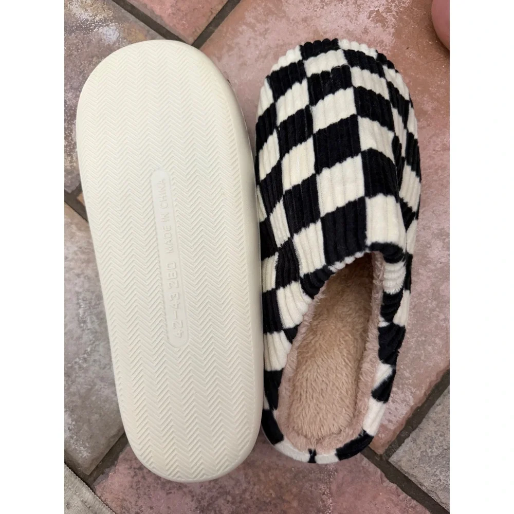 Checkerboard Corduroy Slippers Black White Faux Fur Lined Mules Size 42-43 280cm